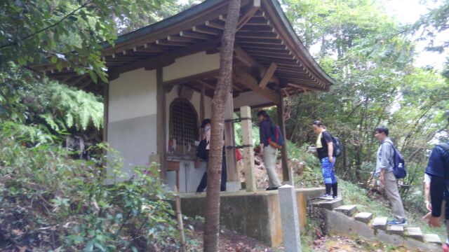 お堂2